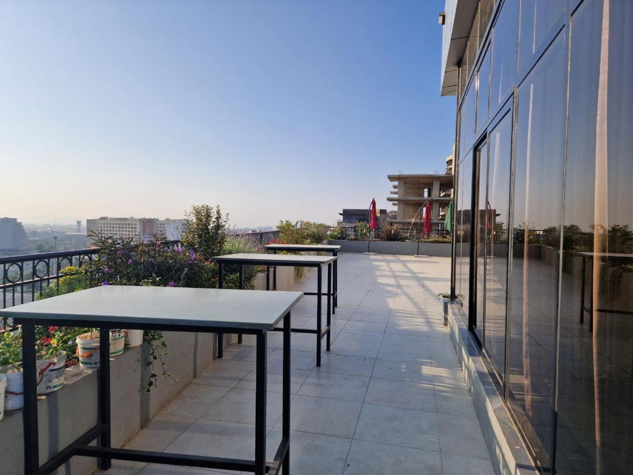 Zemilo Hotel Apartment Addis Ababa Exterior photo