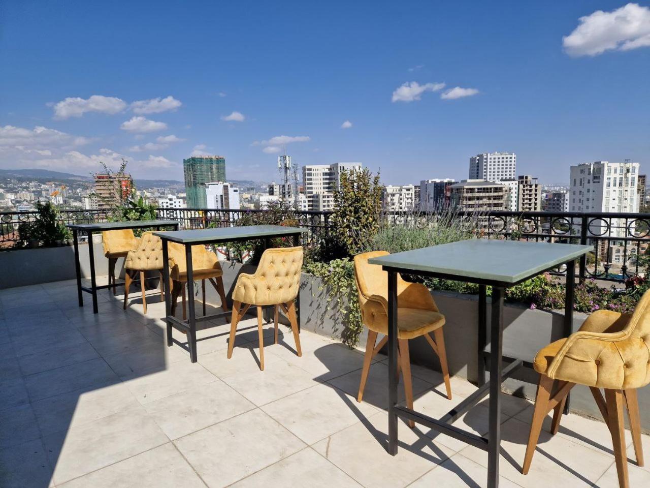 Zemilo Hotel Apartment Addis Ababa Exterior photo